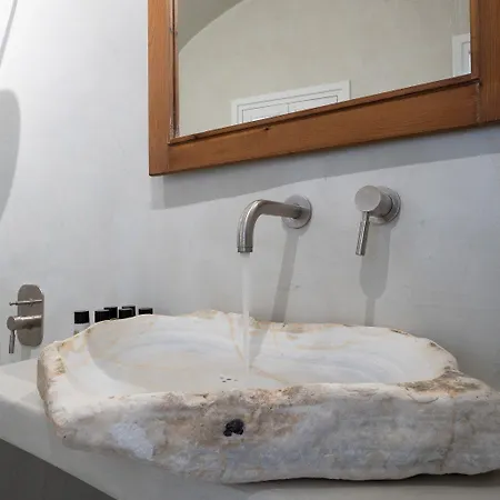 Villa Olive Cave Fira (Santorini)