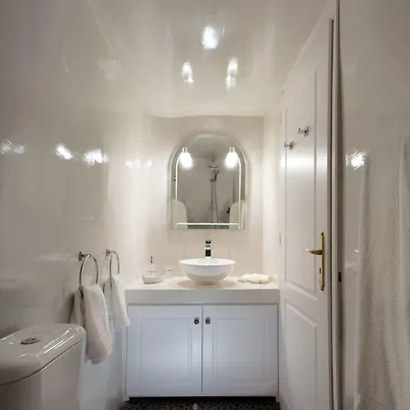 Villa Olive Cave Fira (Santorini)