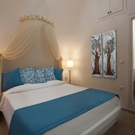 Olive Cave * Fira (Santorini)