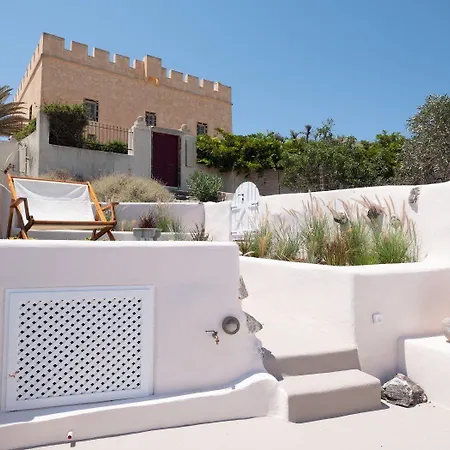 Olive Cave Villa Fira (Santorini)