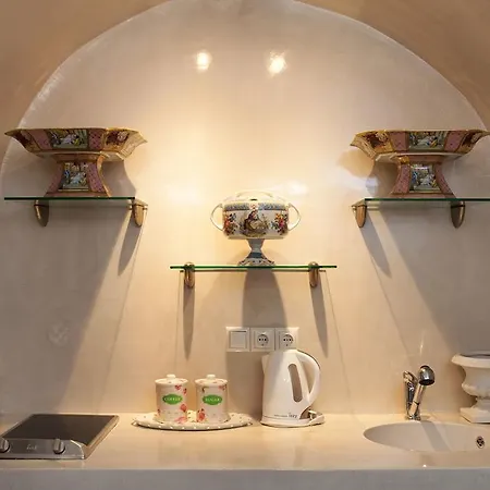 Olive Cave * Fira (Santorini)