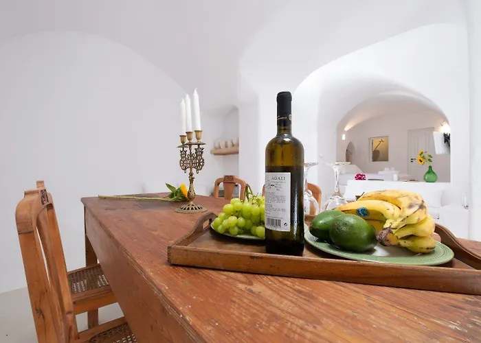 Olive Cave Fira (Santorini)