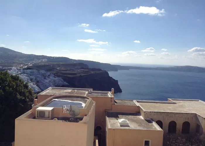 Olive Cave Fira (Santorini)
