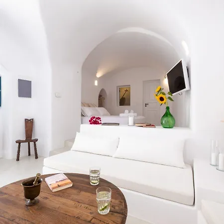 Vila Olive Cave Fira (Santorini)