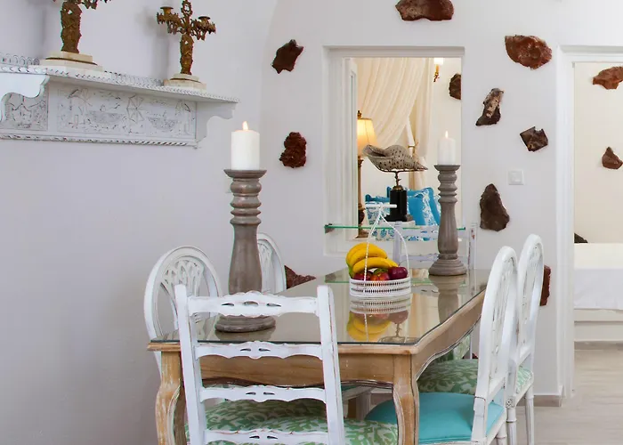 أوليف كييف هاوسيز