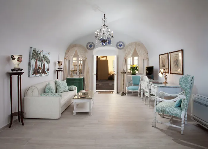 أوليف كييف هاوسيز ثيرا