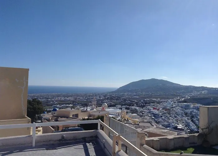 أوليف كييف هاوسيز *