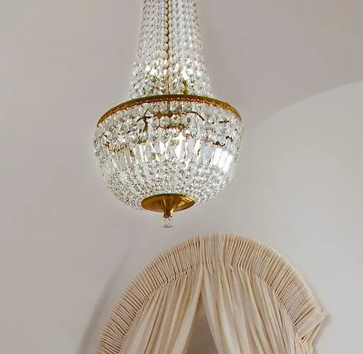 أوليف كييف هاوسيز