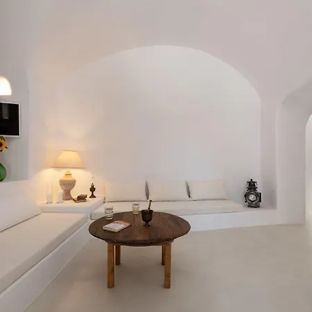 Villa Olive Cave Houses